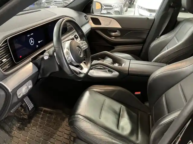 Musta Maastoauto, Mercedes-Benz GLE – ESK-416