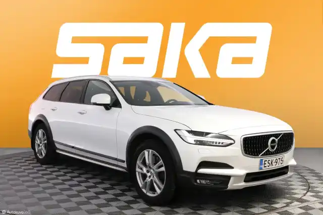Valkoinen Farmari, Volvo V90 Cross Country – ESK-975