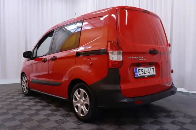 Punainen Pakettiauto, Ford Transit Courier – ESL-417