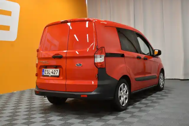 Punainen Pakettiauto, Ford Transit Courier – ESL-427