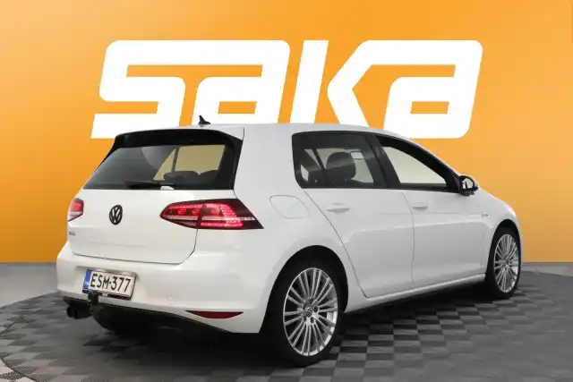 Valkoinen Viistoperä, Volkswagen Golf – ESM-377