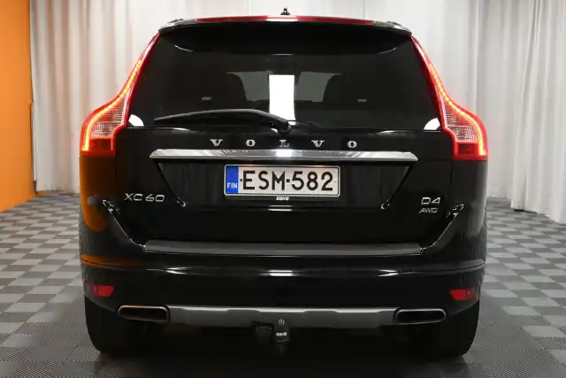 Musta Maastoauto, Volvo XC60 – ESM-582