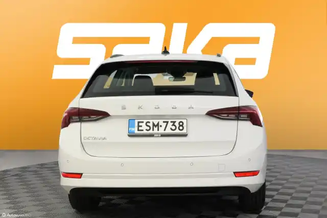 Valkoinen Farmari, Skoda Octavia – ESM-738