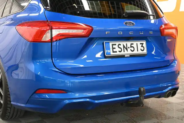 Sininen Farmari, Ford Focus – ESN-513