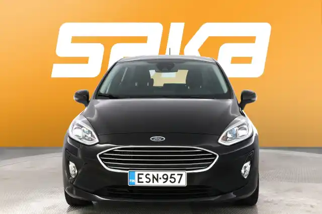 Musta Viistoperä, Ford Fiesta – ESN-957