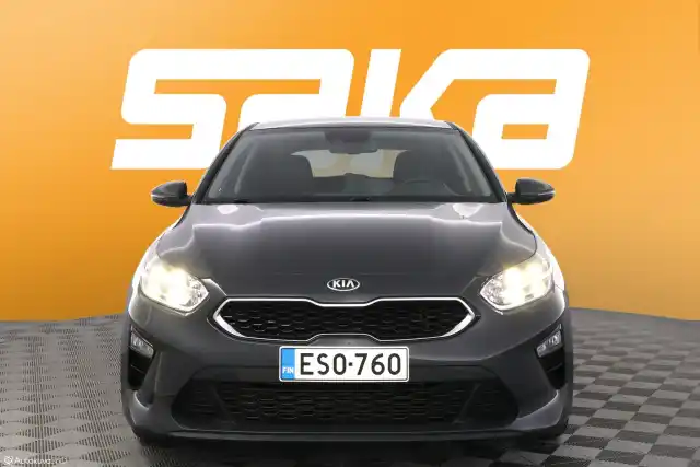 Harmaa Viistoperä, Kia Ceed – ESO-760