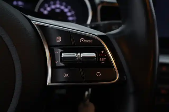 Harmaa Viistoperä, Kia Ceed – ESO-760