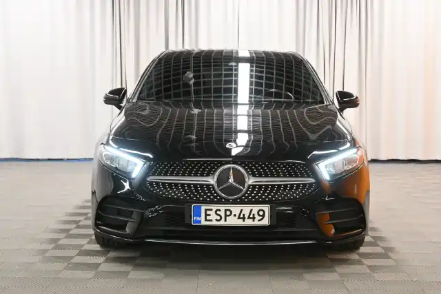 Musta Viistoperä, Mercedes-Benz A – ESP-449