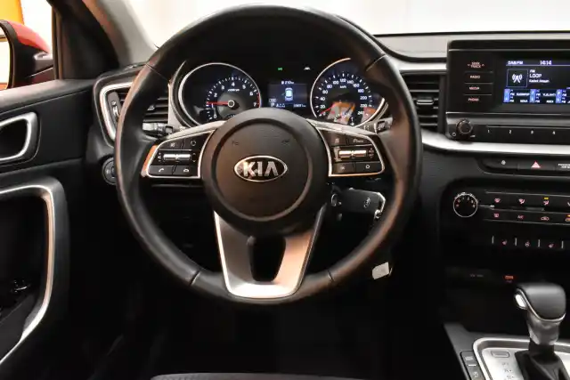 Punainen Farmari, Kia Ceed – ESP-708