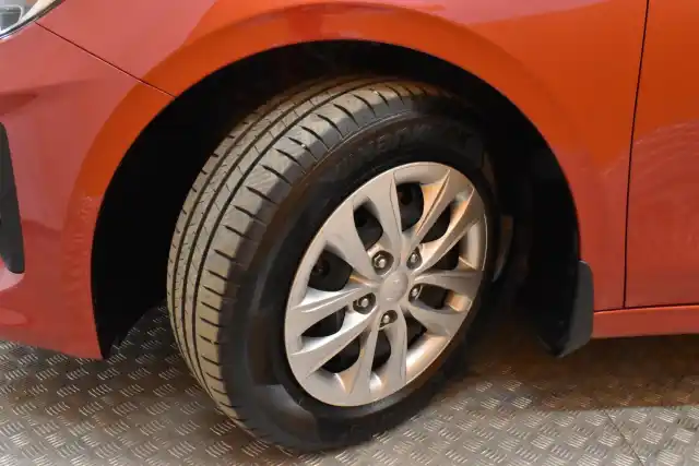 Punainen Farmari, Kia Ceed – ESP-708
