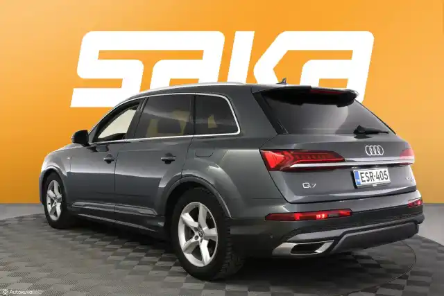 Harmaa Maastoauto, Audi Q7 – ESR-405