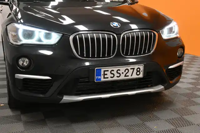 Musta Maastoauto, BMW X1 – ESS-278