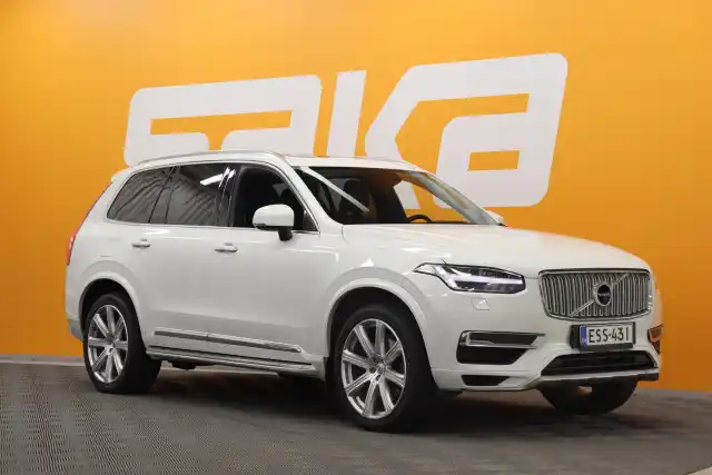 Valkoinen Maastoauto, Volvo XC90 – ESS-431