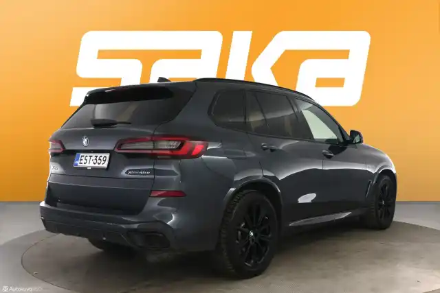 Harmaa Maastoauto, BMW X5 – EST-359