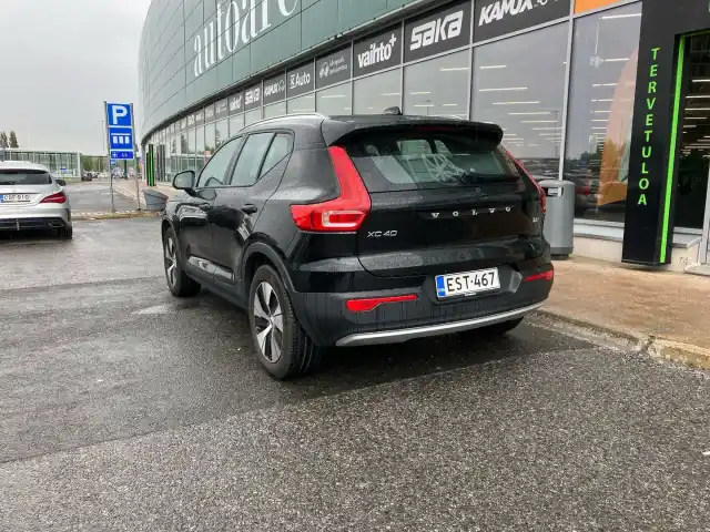 Musta Maastoauto, Volvo XC40 – EST-467