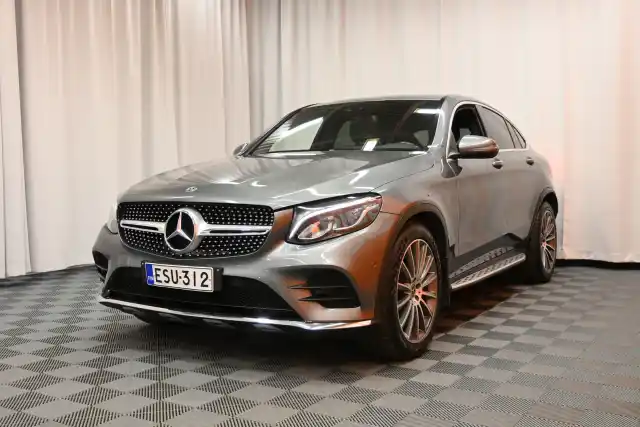 Harmaa Coupe, Mercedes-Benz GLC – ESU-312