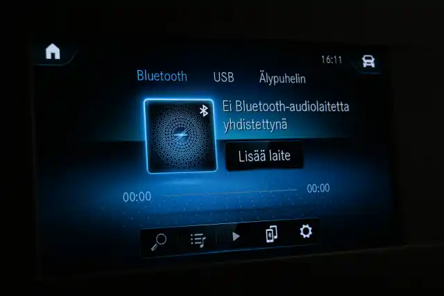 Valkoinen Pakettiauto, Mercedes-Benz Sprinter – ESV-412