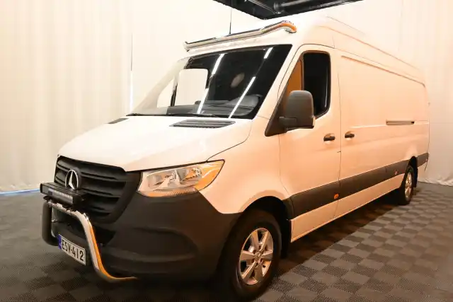 Valkoinen Pakettiauto, Mercedes-Benz Sprinter – ESV-412