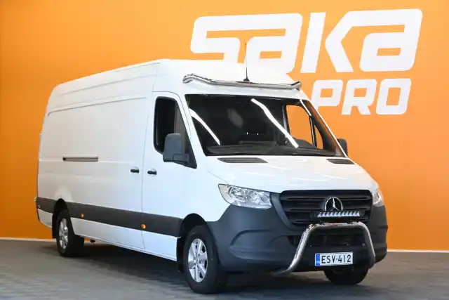 Valkoinen Pakettiauto, Mercedes-Benz Sprinter – ESV-412