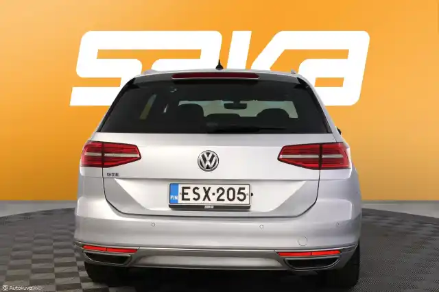 Hopea Farmari, Volkswagen Passat – ESX-205