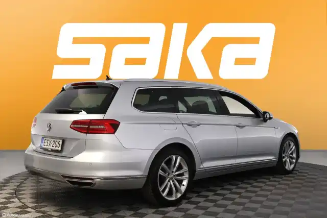 Hopea Farmari, Volkswagen Passat – ESX-205