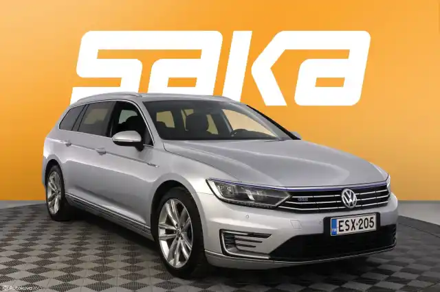 Hopea Farmari, Volkswagen Passat – ESX-205