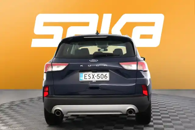 Sininen Maastoauto, Ford Kuga – ESX-506