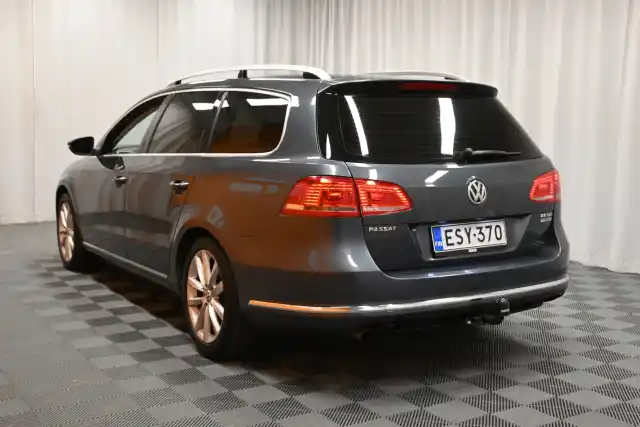 Harmaa Farmari, Volkswagen Passat – ESY-370