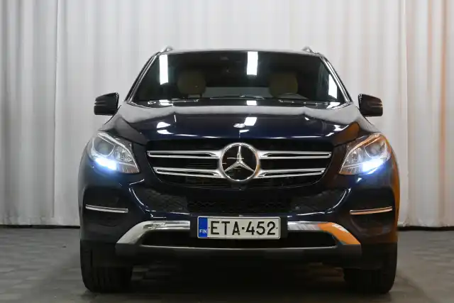 Sininen Farmari, Mercedes-Benz GLE – ETA-452