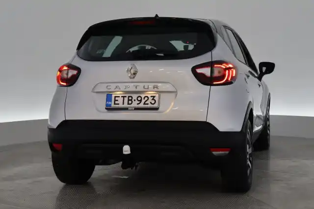 Harmaa Viistoperä, Renault Captur – ETB-923