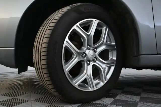 Harmaa Maastoauto, Mitsubishi Outlander PHEV – ETC-758