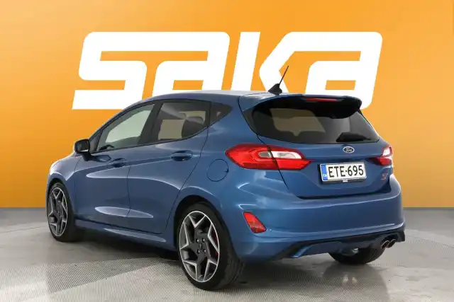 Sininen Viistoperä, Ford Fiesta – ETE-695