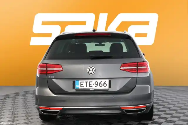 Harmaa Farmari, Volkswagen Passat – ETE-966