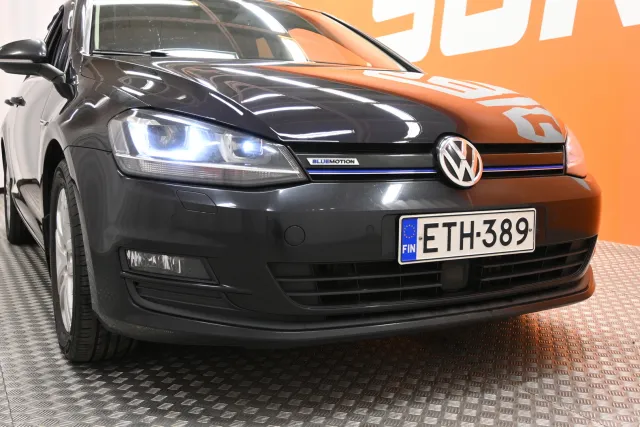 Musta Farmari, Volkswagen Golf – ETH-389