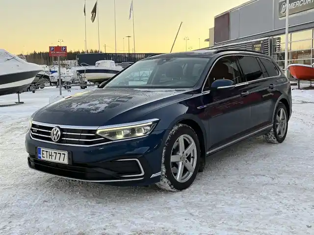 Sininen Farmari, Volkswagen Passat – ETH-777