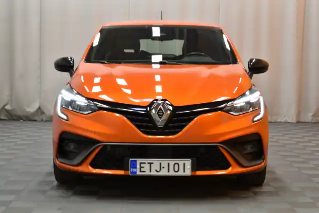 Oranssi Viistoperä, Renault Clio – ETJ-101