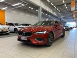 Punainen Farmari, Volvo V60 – ETJ-638, kuva 1