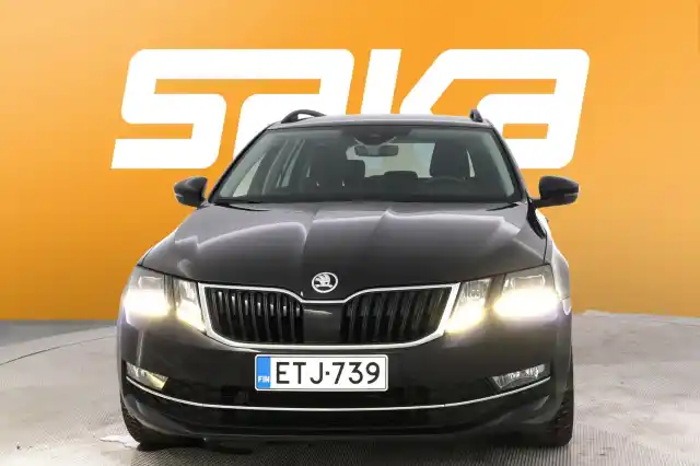 Musta Farmari, Skoda Octavia – ETJ-739