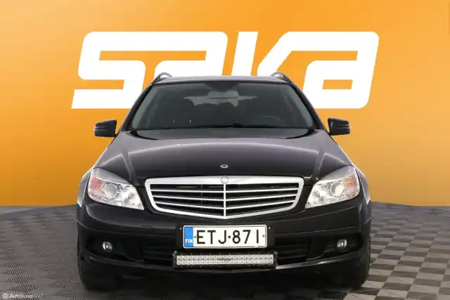 Musta Farmari, Mercedes-Benz C – ETJ-871
