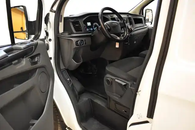 Valkoinen Pakettiauto, Ford Transit Custom – ETJ-944