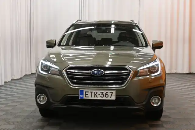 Vihreä Farmari, Subaru Outback – ETK-367