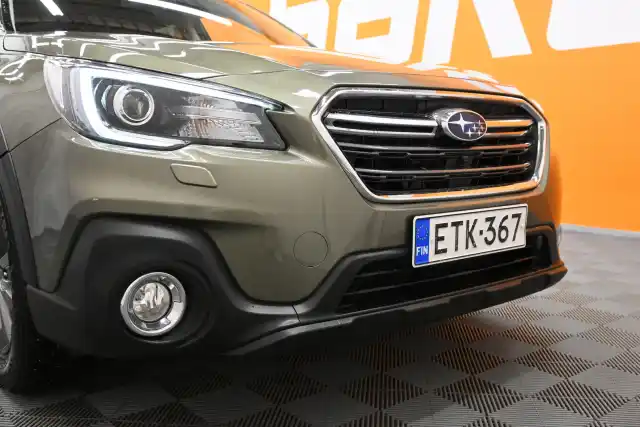 Vihreä Farmari, Subaru Outback – ETK-367