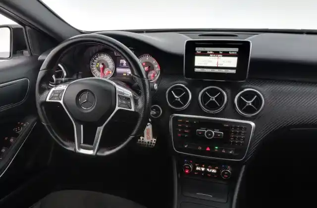 Harmaa Viistoperä, Mercedes-Benz A – ETK-644