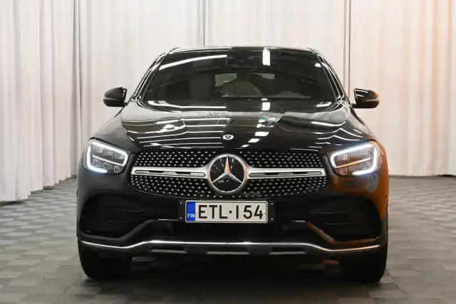 Harmaa Maastoauto, Mercedes-Benz GLC – ETL-154