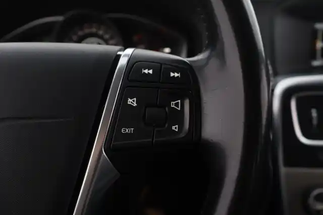 Hopea Farmari, Volvo V60 – ETL-488
