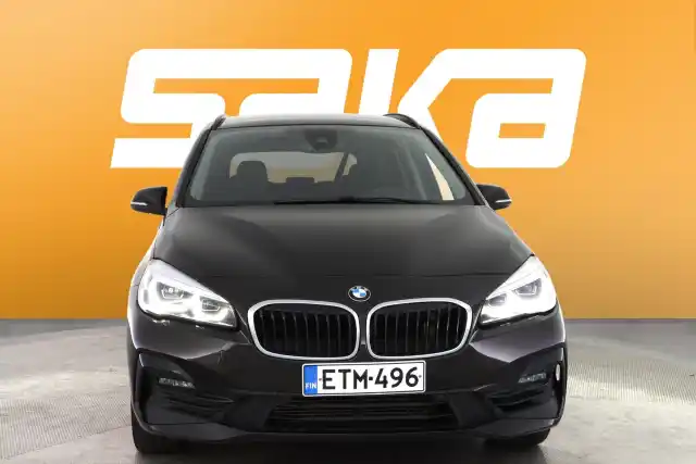 Ruskea Tila-auto, BMW 216 – ETM-496