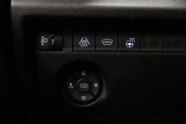 Punainen Viistoperä, Citroen C4 – ETN-570