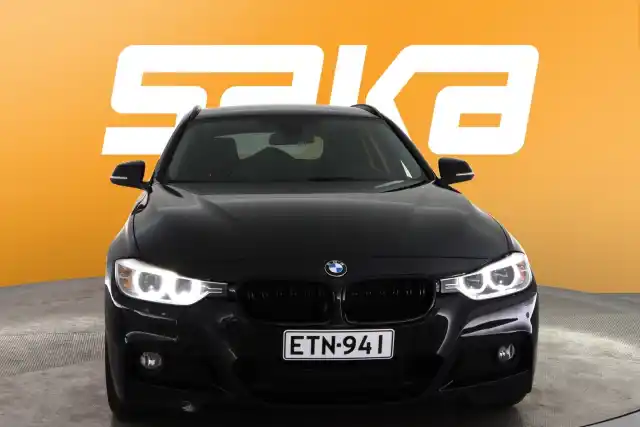 Musta Farmari, BMW 335 – ETN-941
