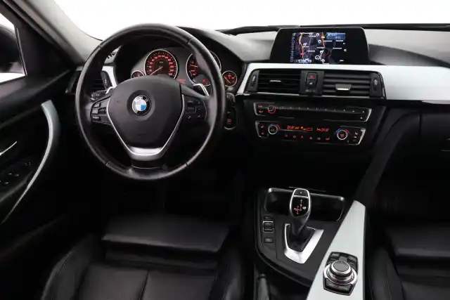 Musta Farmari, BMW 335 – ETN-941