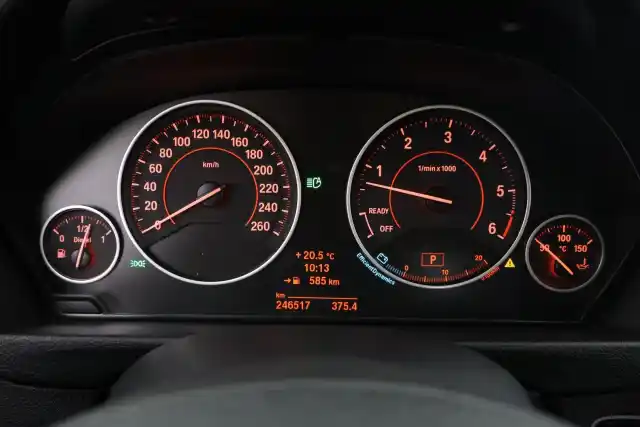 Musta Farmari, BMW 335 – ETN-941